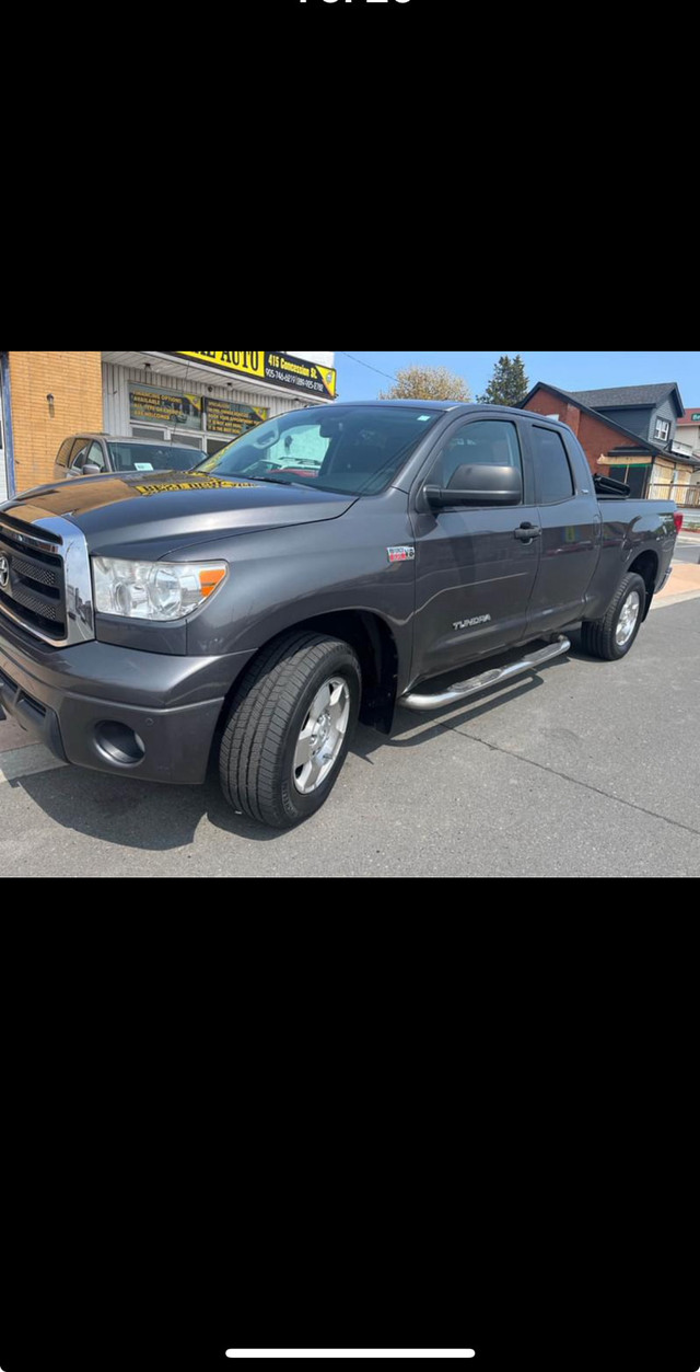 2011 TOYOTA TUNDRA SR5 DOUBLE CAB5.7L 8 CYLINDER 4WD CARGO 6.56  in Cars & Trucks in Brantford