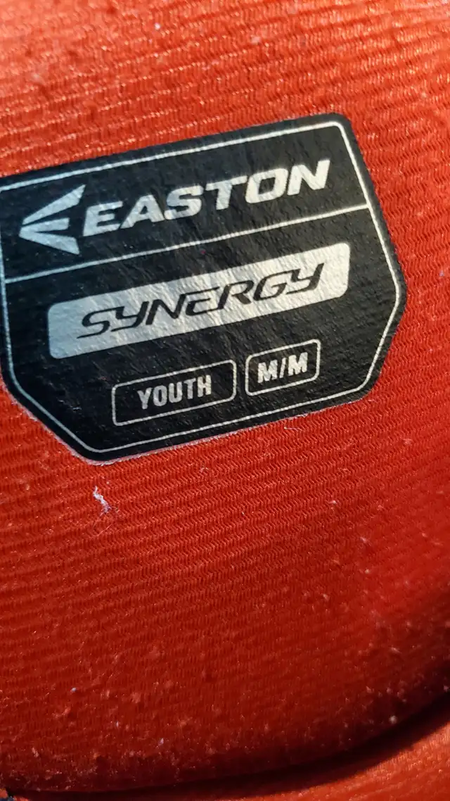 Hockey Pants - Youth / Junior in Hockey in Calgary - Image 8