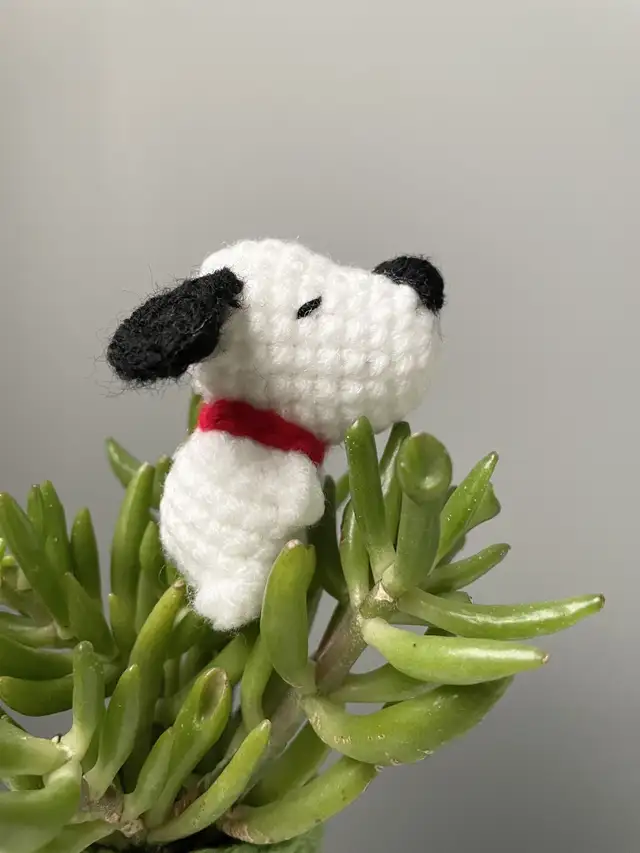 Handmade Crochet Snoopy