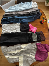 Maternity clothing lot - size medium (34pieces)