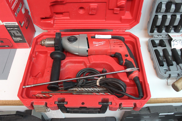 Milwaukee 1/2" Hammer Drill, Bits and Case in Power Tools in Peterborough