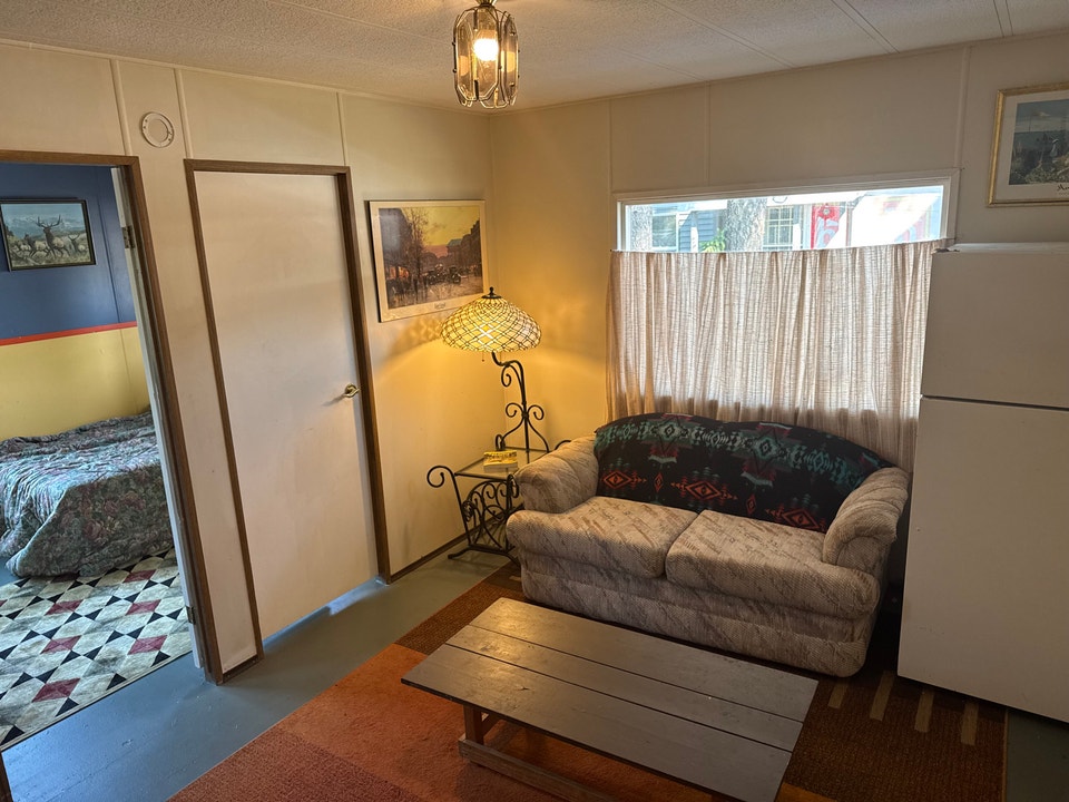 Nakusp Private Room $700 2