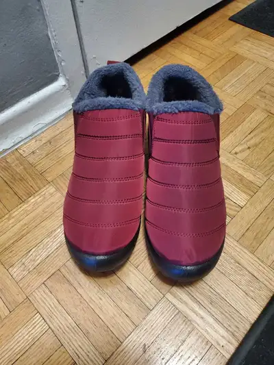 Waterproof Winter  BJ Boots Size 43 New, View more
