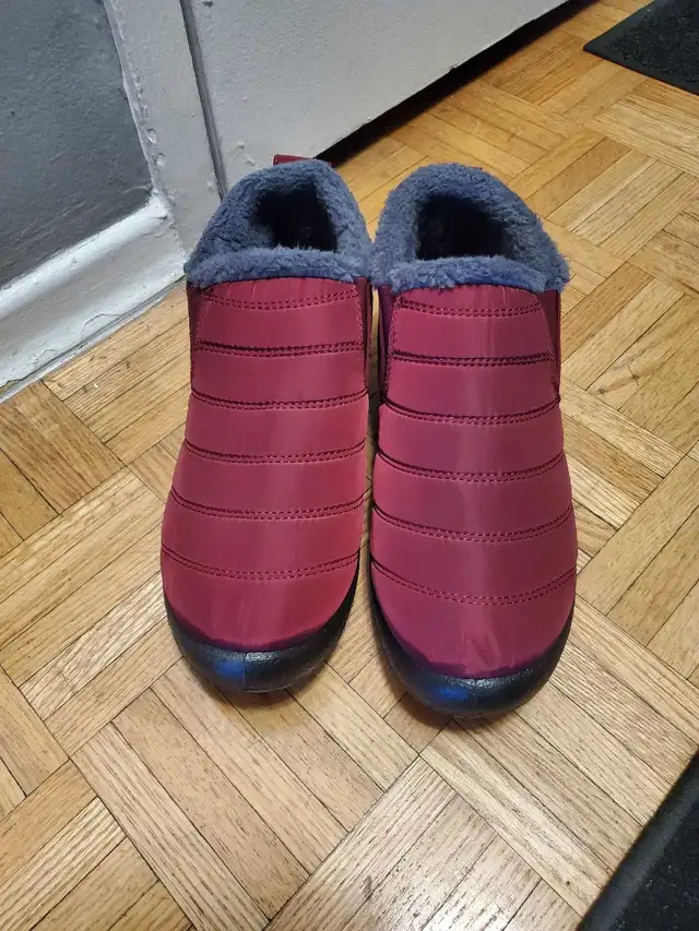 Waterproof Winter  BJ Boots Size 43 New in Men's Shoes in Mississauga / Peel Region - Image 2