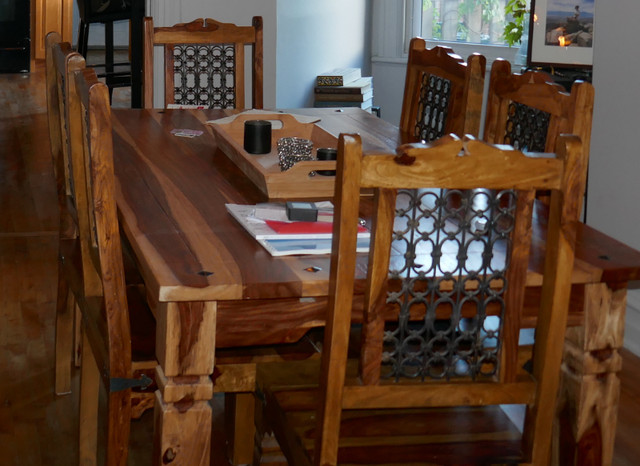 Chaises pour table à manger en bois de rose / fer forgé dans Mobilier de salle à manger et cuisine  à Ville de Montréal