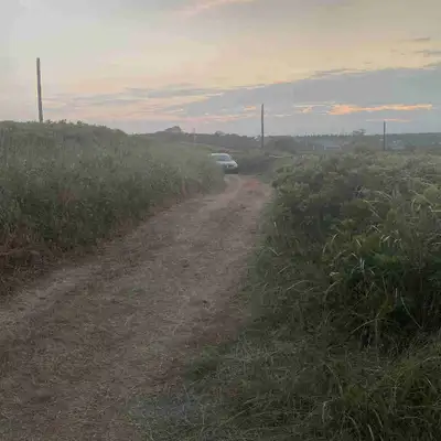 07 rabbit new alternator new starter less then a year old 4 newish winter tires one season, moon roo...