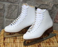 Figure skates Jackson Mystique size US 9 women’s high quality le