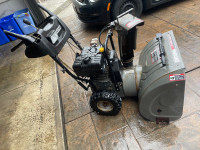 Craftsman 10/27 2 stage snowblower with electric start 