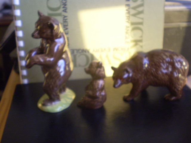 Beswick Wild Animals Figurines - " Bears "- #1313, #1314, #1315 in Arts & Collectibles in Kitchener / Waterloo - Image 3