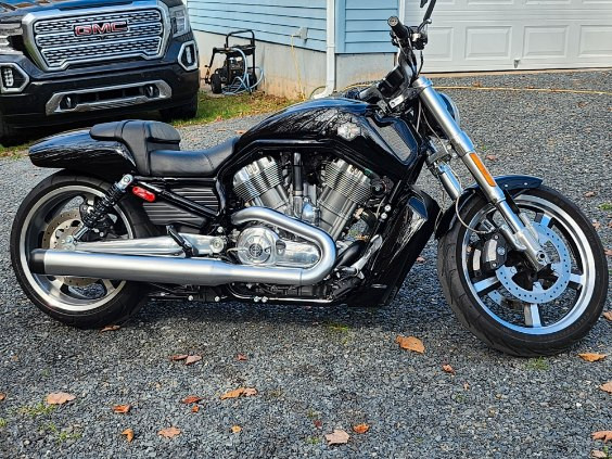 2011 Harley Davidson V Rod Muscle, Price Negotiable in Street, Cruisers & Choppers in Fredericton - Image 2