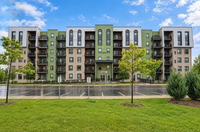 1 Bedroom, 1 Bathroom Condo for Rent in South Barrie.