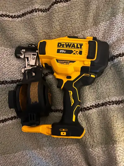 Dewalt Roofing Gun XR 20V Max. Brushless., View more