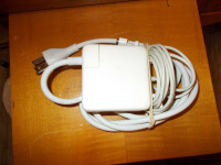 Apple 60W MagSafe Power Adapter A1184 for MacBook Pro