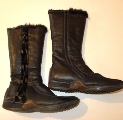 Bottes d'hiver en cuir de marque SONA   Gr 6, View more