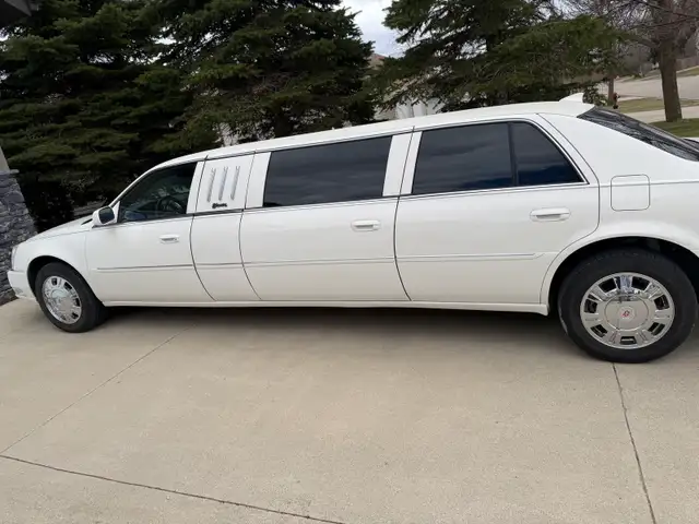 Cadillac Limousine