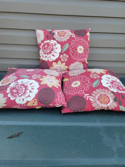 Set of outdoor pillows, View more