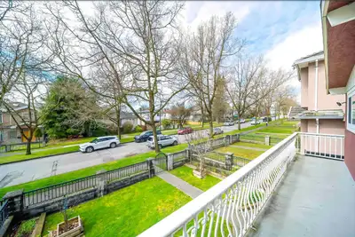 Furnished upstairs private bedroom for rent in Vancouver close to Langara One large furnished privat...
