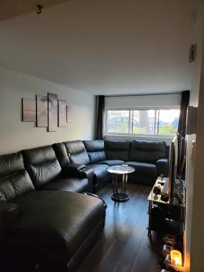 GRAND APPARTEMENT ENSOLEILLÉ DE 1000 PIÈCES À VILLERAY URBAIN