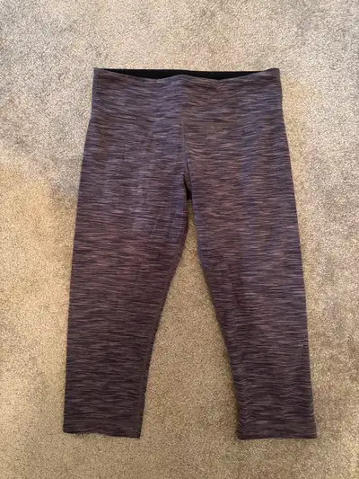 Lululemon capris, View more