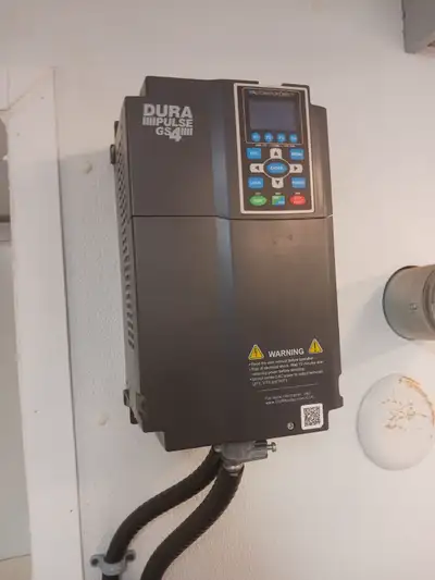 VFD variable frequency drive for 3 phase and single phase equipment, like new. Pick up New Ross or c...