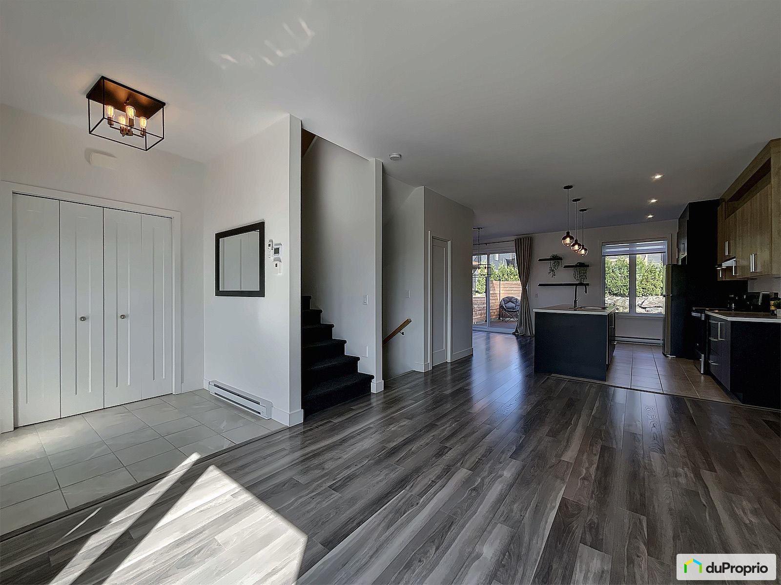 474 900 $ Jumelé Moderne 2020 à Sherbrooke Rock Forest — photo 2