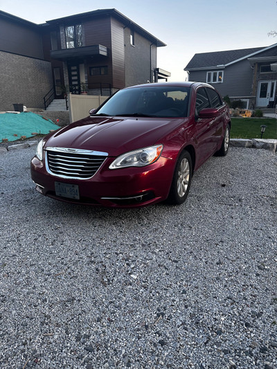 2012 chrysler 200