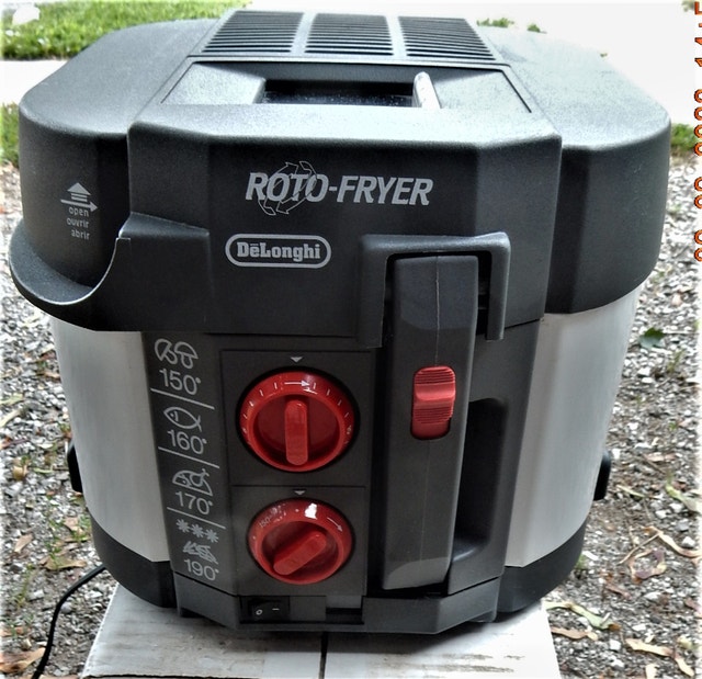 Deep fryer, counter top DeLonghi Roto Fryer Microwaves & Cookers