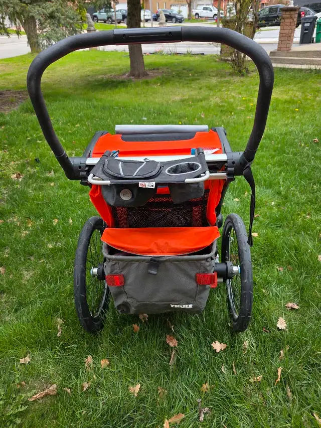 Thule Chariot Cross with all the Accessories. in Strollers, Carriers & Car Seats in Oakville / Halton Region - Image 4