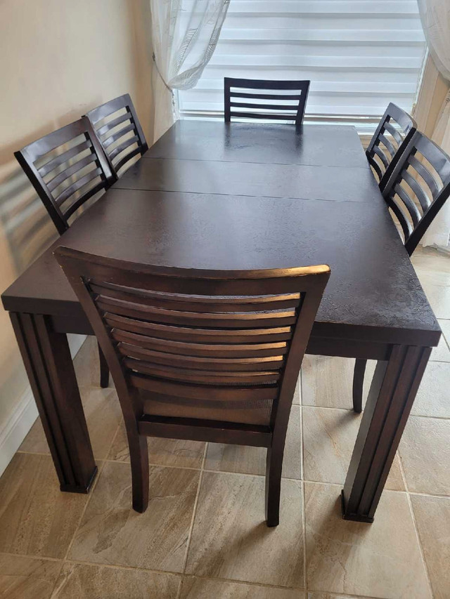 Dining table dans Mobilier de salle à manger et cuisine  à Laval/Rive Nord - Image 2