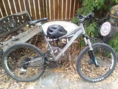 $500 obo Made in Canada mountain bike, built tough with a heavy duty frame. New brakes installed rec...