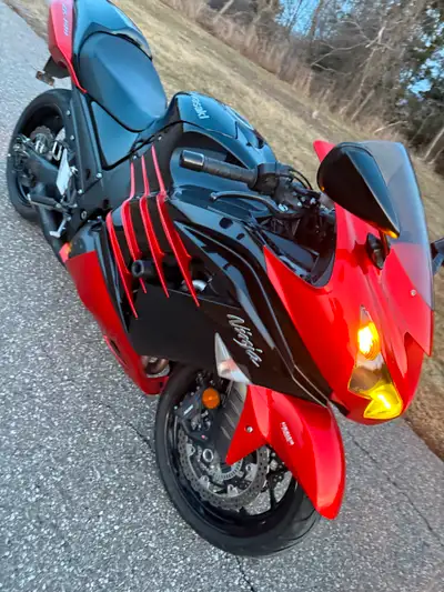 Was senior owned Original exhaust goes with the bike Coffmans exhaust just installed but never rode....