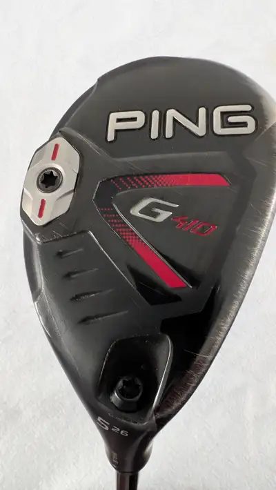 I am selling a Ping G410 5H hybrid club with a stiff flex shaft. Installed a new grip. Asking for $1...