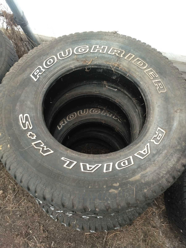 235/75r15 M+S all-season Roughrider radial mud and snow in Tires & Rims in Red Deer - Image 2