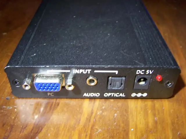 VGA To HDMI Upscaler in Cables & Connectors in City of Toronto - Image 3