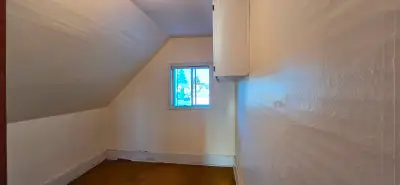 A comfortable and private room is available in a welcoming home, ideal for a female student looking...