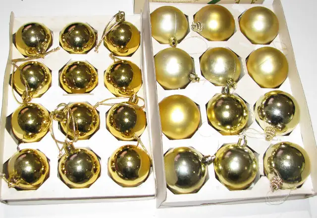 Christmas holiday decorations in Holiday, Event & Seasonal in Mississauga / Peel Region - Image 2