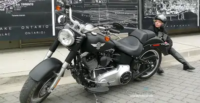 Absolutely mint! Stage two,leather bags,black on black!lots of recent upgrades.Runs/Rides like a new...