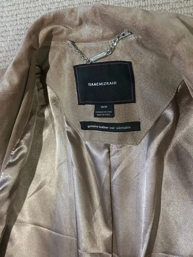 leather women’s coat and jacket in Women's - Tops & Outerwear in City of Toronto - Image 6