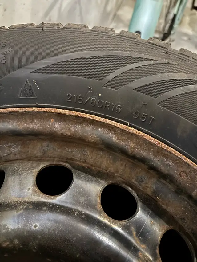 winter tires on rims 215 60R 16 in Tires & Rims in London - Image 2