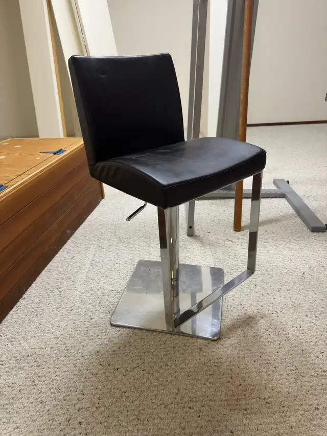 Two adjustable barstools417524279547668483