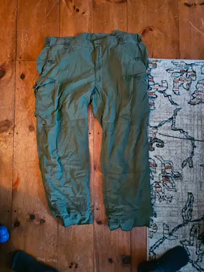 Surplus Canadian Forces Combat Pants - OD Green, View more