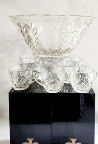 Vintage Crystal Glass Pedstal Cocktail Punch Bowl Set