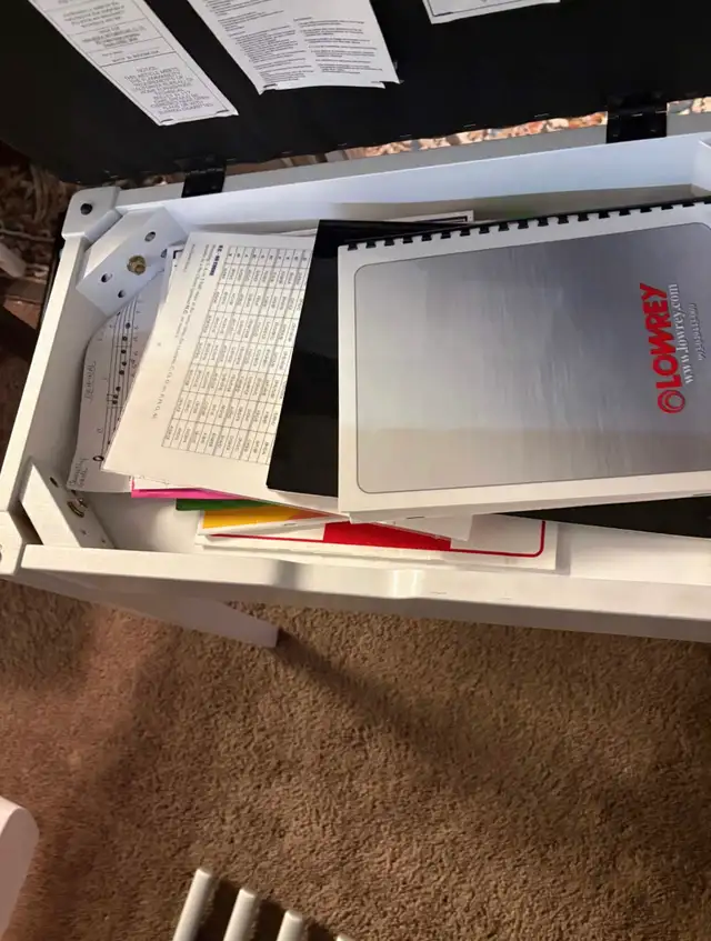 DÉJÀ VENDU …QUI SERA LE NOUVEAU PROPRIÉTAIRE DE CE BIJOUX? in Pianos & Keyboards in City of Montréal - Image 10