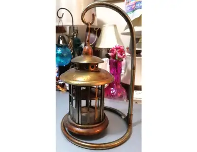 VINTAGE METAL BRONZE COLOR TABLE CANDLE LIGHT, View more