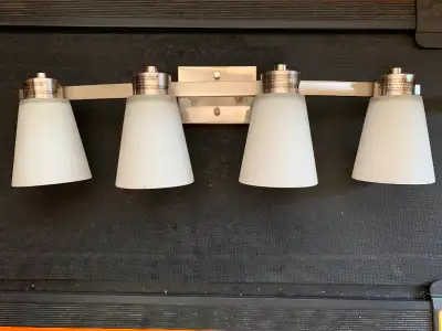For Sale vanity bathroom light, Last year model.