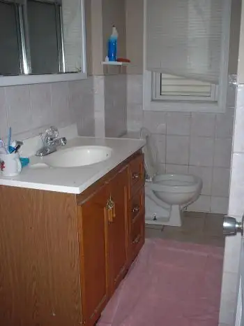 Nice , furished, clean and beautiful room, at Partington Ave (by wyandotte), Close UW (7 minutes wal...