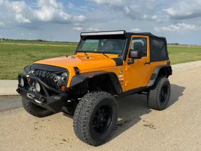 2012 Jeep Wrangler Sport 107,550 kms 3.6 litre 6 speed standard BDS 3-1/2” Suspension lift Black Iro...