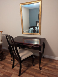Secrétaire (bureau) chaise et miroir doré