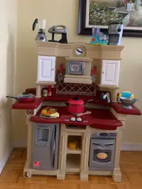 Kids kitchen play toy