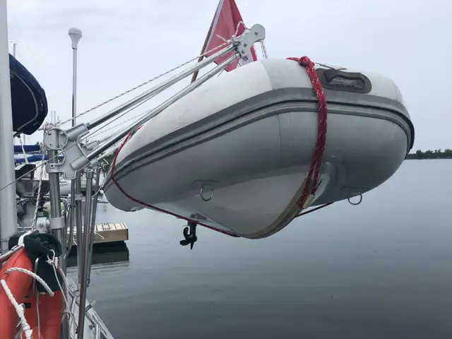 1985 sailboat Hunter Marlowe hunter 40 in Sailboats in St. Catharines - Image 6